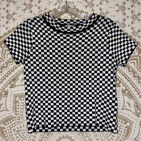En Créme Tops - "EN CREME" LADIES BLACK AND WHITE CHECKERED SHORT SLEEVE SWEATER TOP, SIZE LARGE